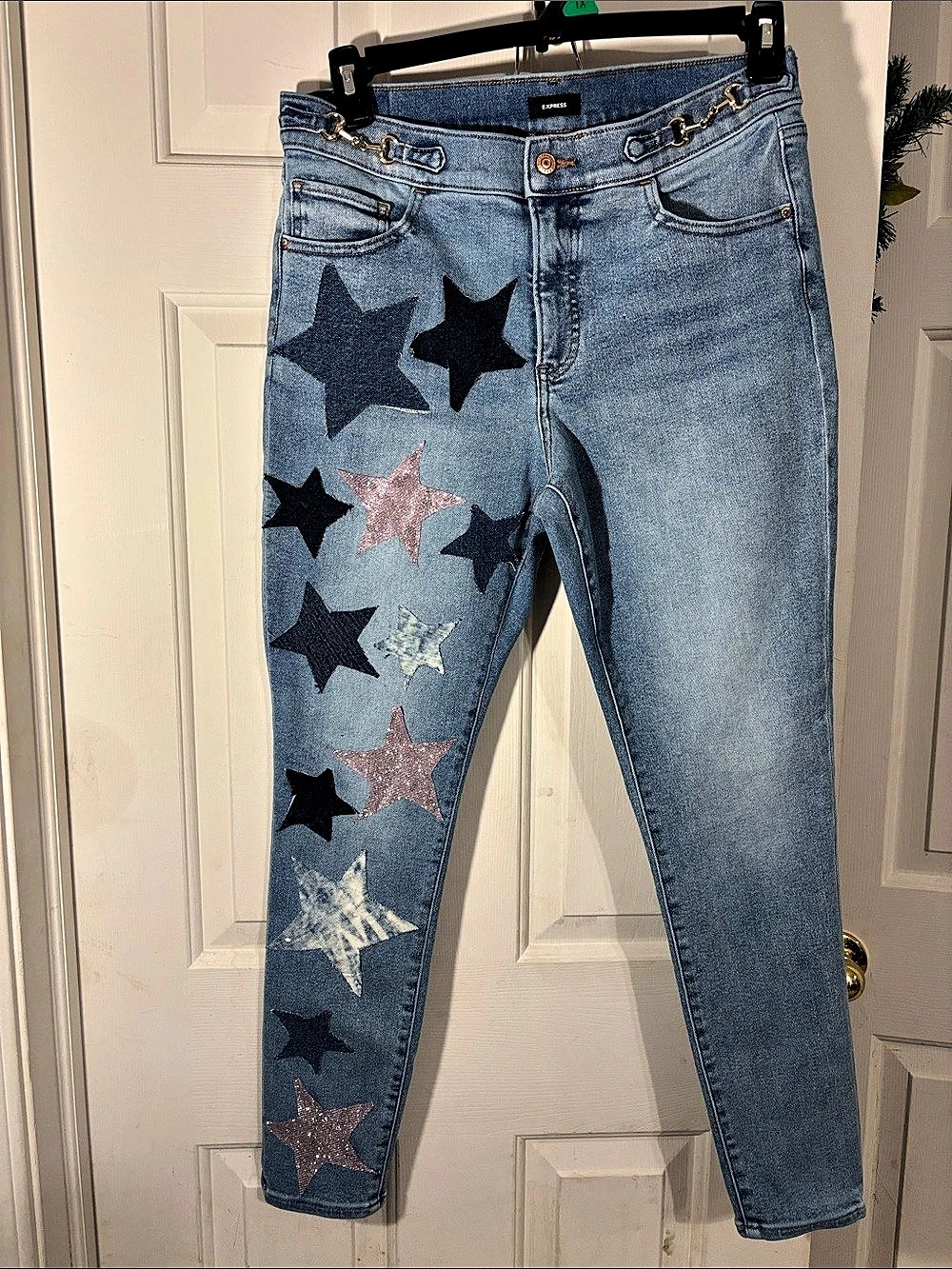 Express Skinny Mid Rise Super Stretch Star Embellished Skinny Jeans Size 12R